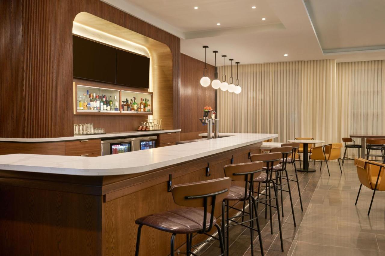 Hotel Courtyard By Marriott Kitchener Zewnętrze zdjęcie