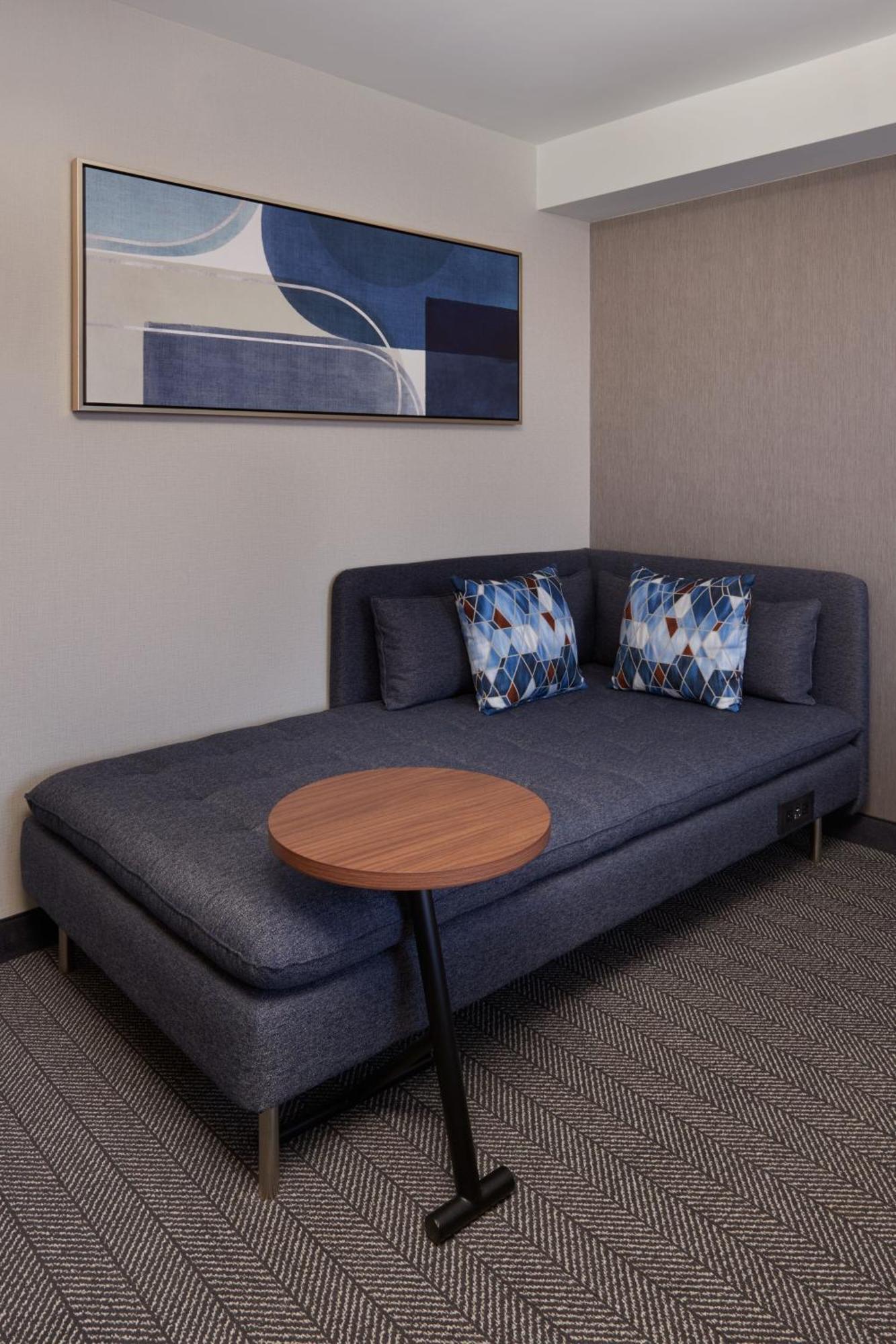 Hotel Courtyard By Marriott Kitchener Zewnętrze zdjęcie